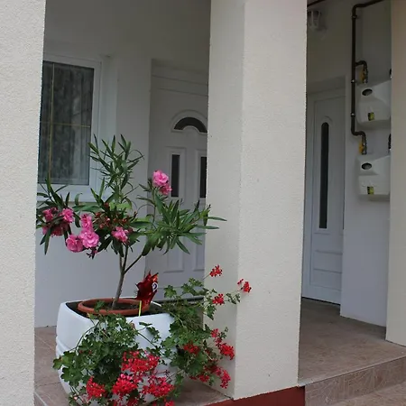 Apartment Malina *